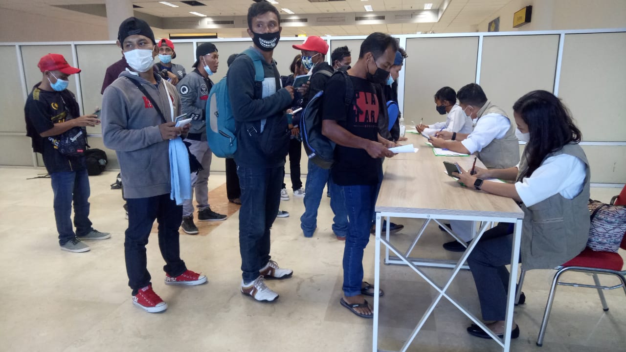 504 PMI Tiba di NTB, UPT BP2MI Mataram Fasilitasi Pemulangan ke Daerah Asal