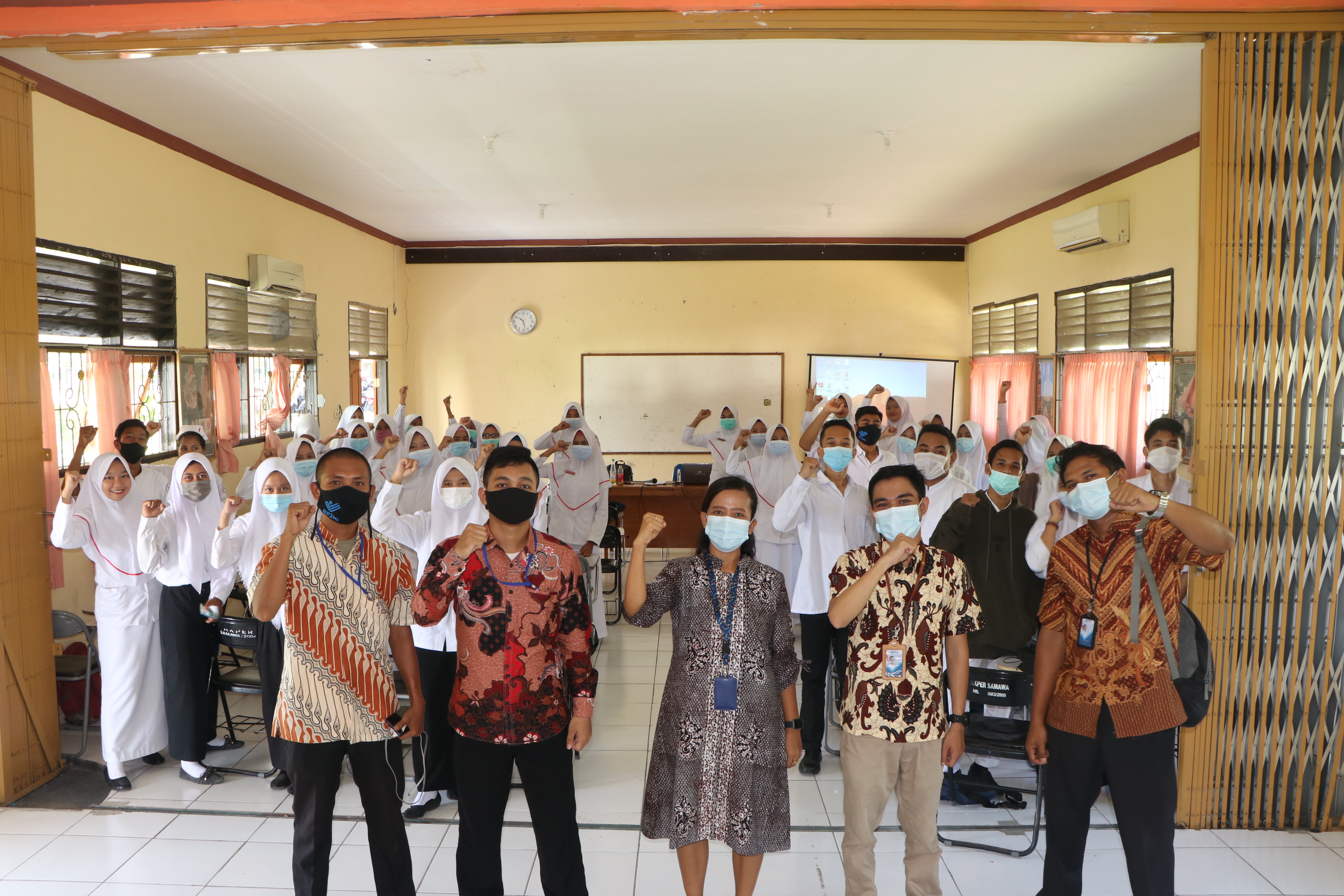 Sosialisasi Peluang Kerja ke Luar Negeri dan Migrasi Aman di Universitas Samawa