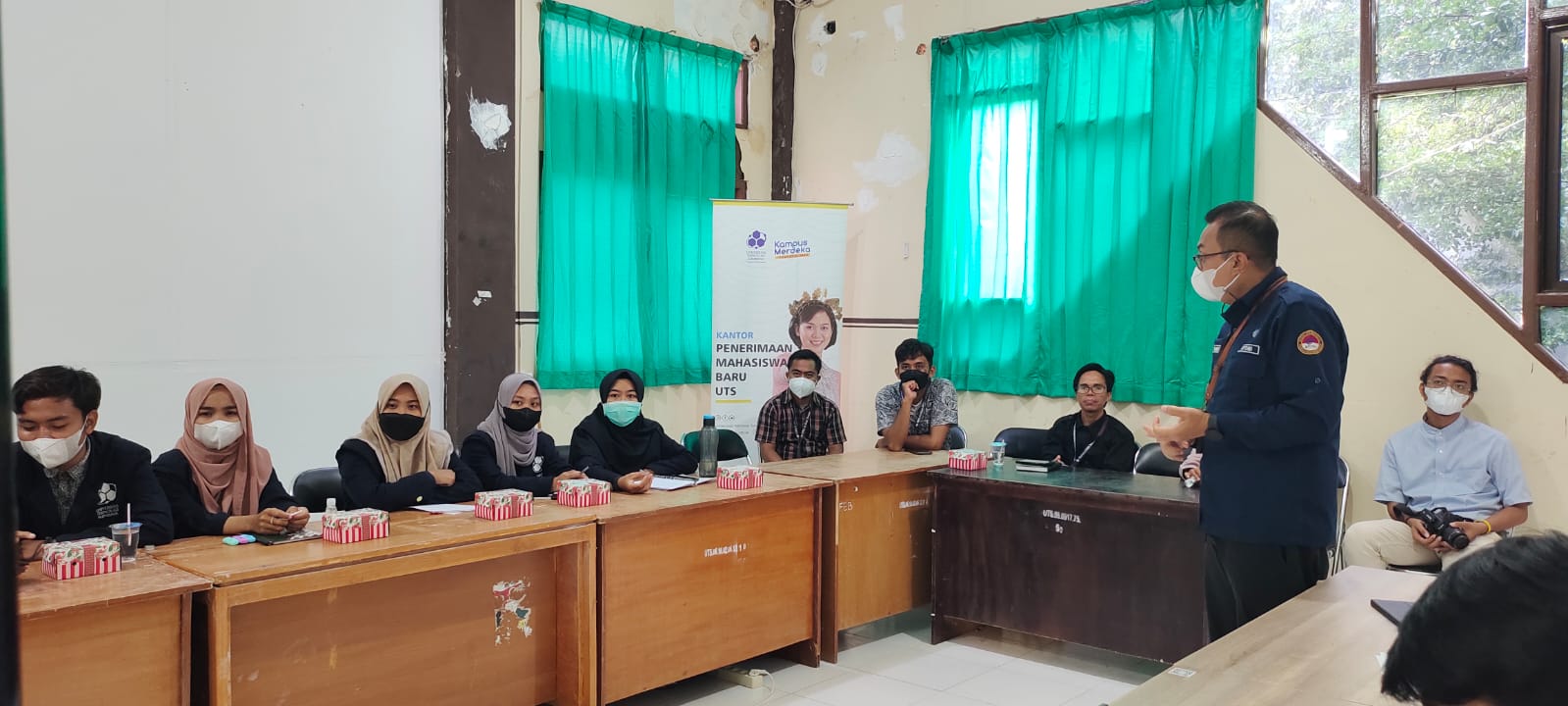 Bahas Tentang Peluang Kerja PMI Terampil, UPT BP2MI Wilayah NTB Diskusi dengan Mahasiswa Universitas Teknologi Sumbawa